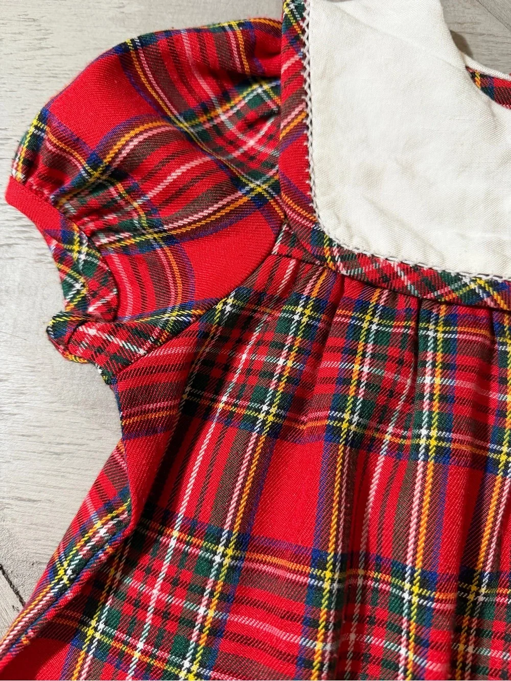 Southern Siblings Tartan Plaid Holiday 3T  White Bib linen Collar embroidered S